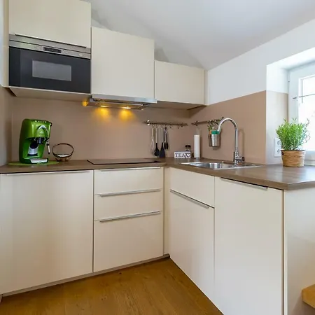 Bachschloessle * Lochau